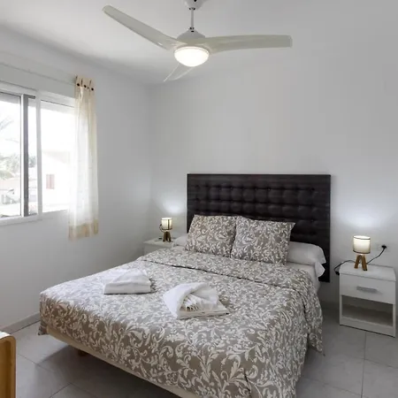 Apartment Els Molins Con Terraza De 25 Metros A Un Paso Del Mar Les Marines By Costablancarent Denia