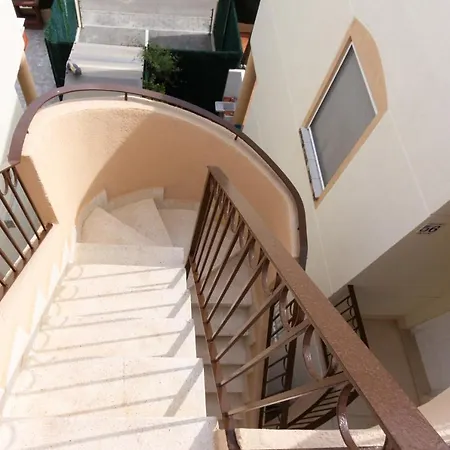 Apartment Els Molins Con Terraza De 25 Metros A Un Paso Del Mar Les Marines By Costablancarent