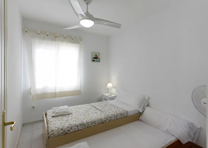 Els Molins Con Terraza De 25 Metros A Un Paso Del Mar Les Marines By Costablancarent Apartamento Dénia