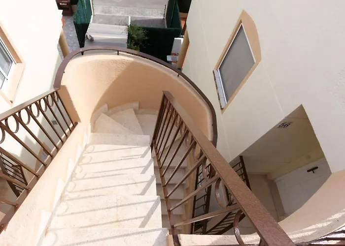 Apartamento Els Molins Con Terraza De 25 Metros A Un Paso Del Mar Les Marines By Costablancarent